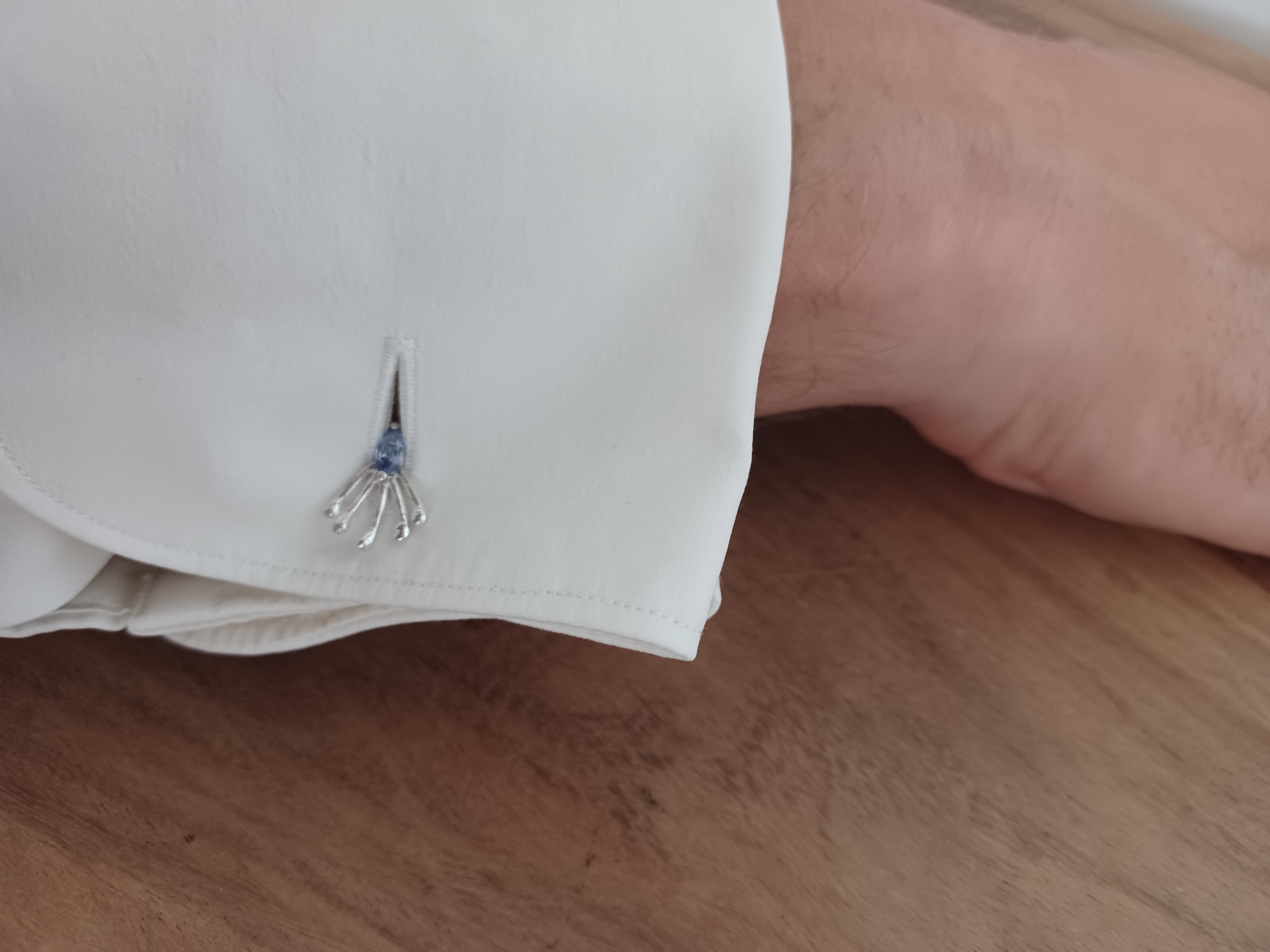 Zilveren manchetknopen met blauwe edelsteen – Peacock Tail