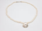 Handmade necklace with Akoya pearls and silver shell - Echoes of the Sea