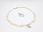 Akoya pearl necklace with silver shell - Echoes of the Sea