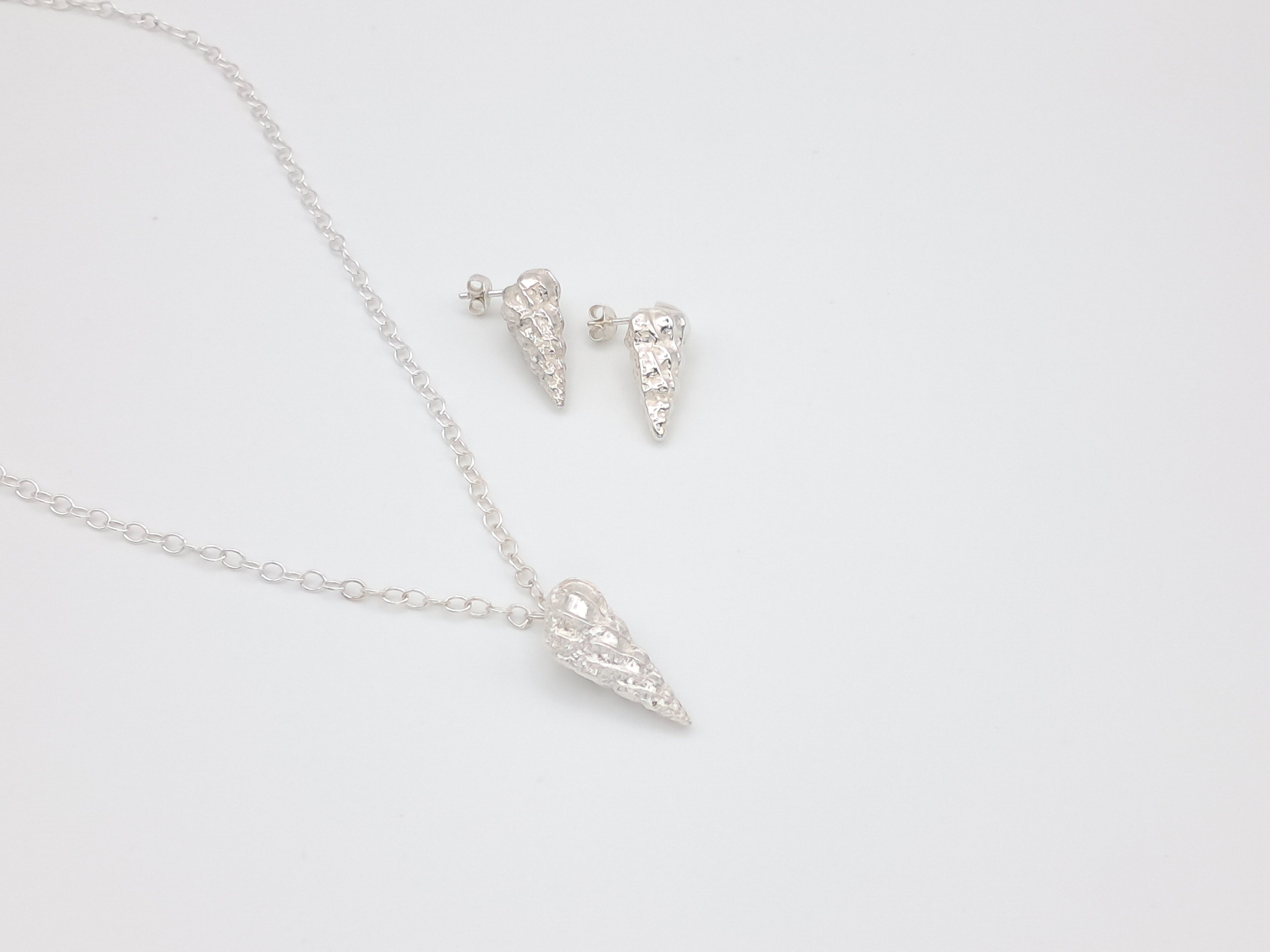 Zilveren ketting met schelp - Echoes of the Sea