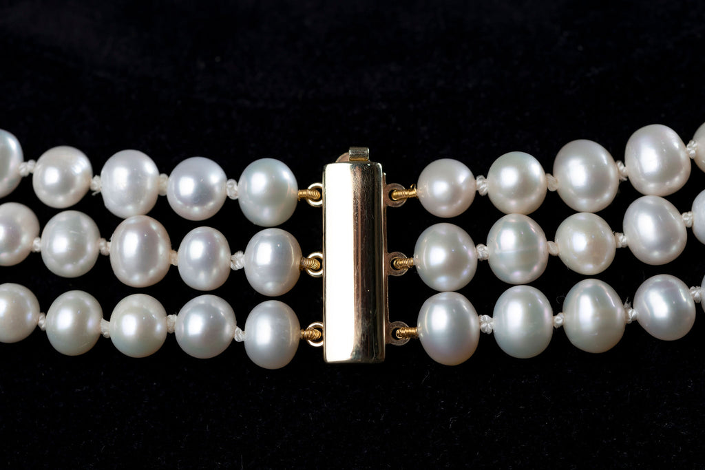 Pearl Necklace with central Citrine