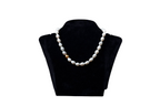 Touch of Gold – Pearl Necklace with golden South Sea pearl